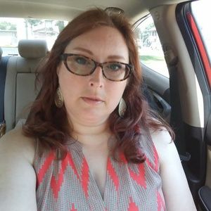 Meet your Posher, Lilly